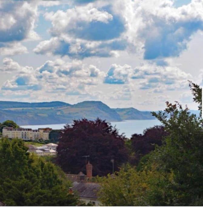 Beautiful Large Property, Sleeps 9 Walking Distance To The Sea , Beaches And Restaurants Fantastic Interior Lyme Regis Eksteriør bilde