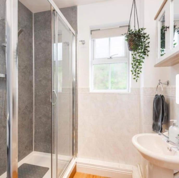 Beautiful Large Property, Sleeps 9 Walking Distance To The Sea , Beaches And Restaurants Fantastic Interior Lyme Regis Eksteriør bilde