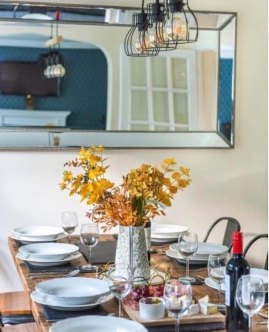 Beautiful Large Property, Sleeps 9 Walking Distance To The Sea , Beaches And Restaurants Fantastic Interior Lyme Regis Eksteriør bilde