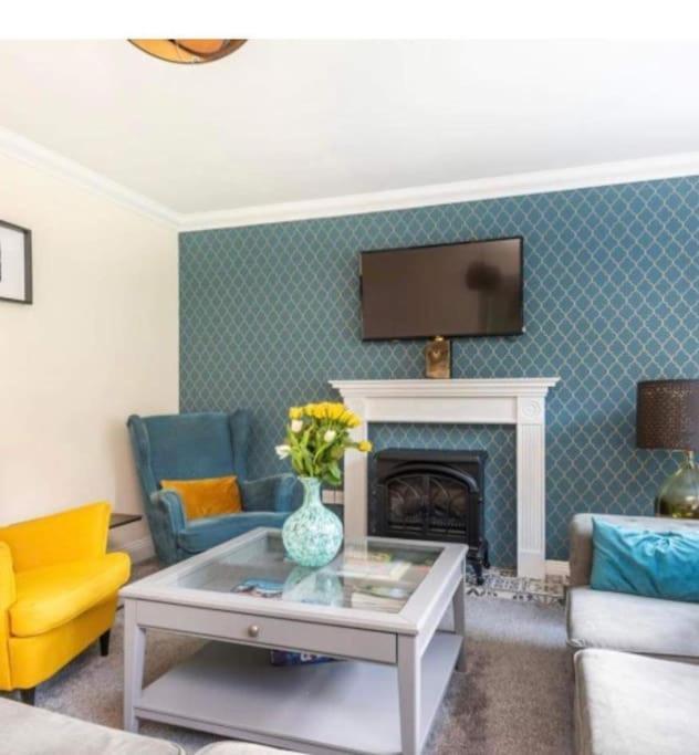 Beautiful Large Property, Sleeps 9 Walking Distance To The Sea , Beaches And Restaurants Fantastic Interior Lyme Regis Eksteriør bilde